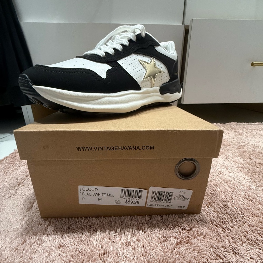 Vintage Havana Cloud Black/White Sneakers
